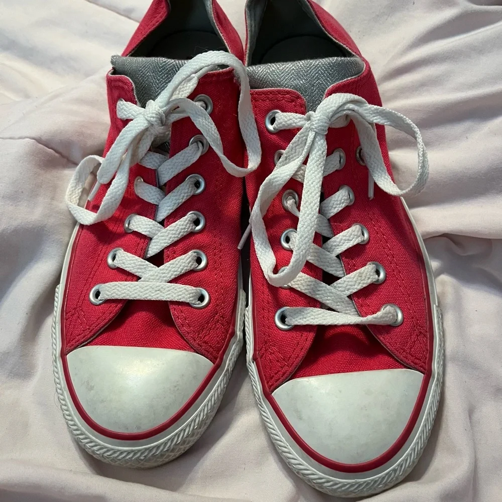 Converse women pink Canvas Low-Top Sneakers with White Accents - Picture 2 of 3